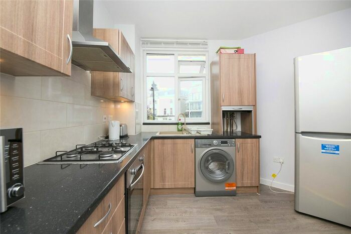 3 Bedroom Flat To Rent In Caledonian Road, Hillmarton Conservation Area, N7