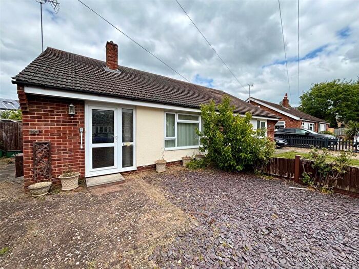 2 Bedroom Bungalow For Sale In Mendip Close, Lynworth, Cheltenham, GL52