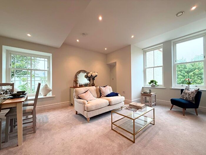 1 Bedroom Apartment For Sale In Off Fountain Way, Wilton Road, Salisbury, SP2