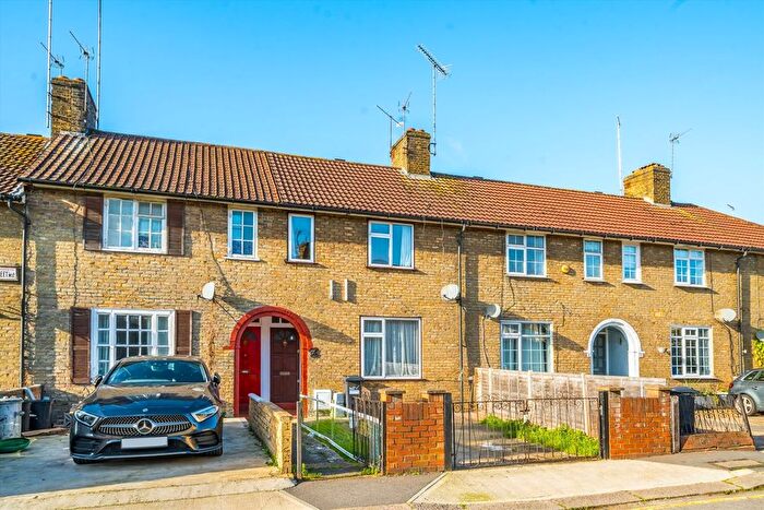 3 Bedroom Property For Sale In Maurice Street, Shepherds Bush, W12