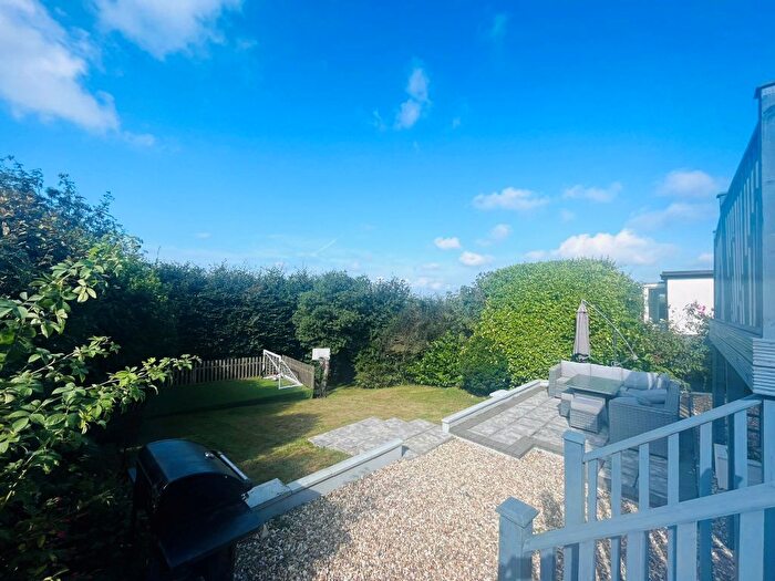 2 Bedroom Detached Bungalow To Rent In Westview Road, Paignton, TQ3