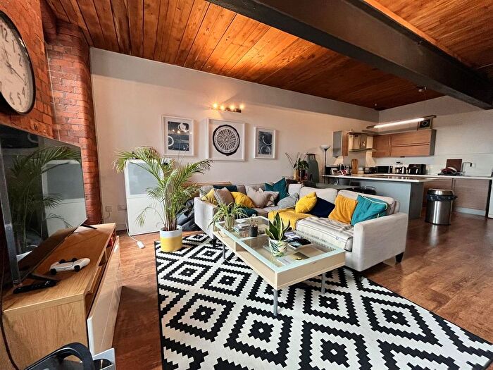 2 Bedroom Flat To Rent In Worsley Mill, Blantrye Street, Castlefield, M15