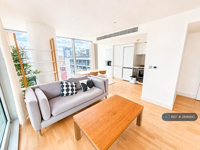 2 Bedroom Flat To Rent In Marsh Wall, London, E14