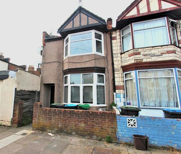 2 Bedroom Flat To Rent In Wimborne Road, Edmonton, N9