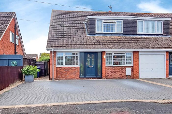 3 Bedroom Semi-Detached House For Sale In Nevis Close, Corby, NN17