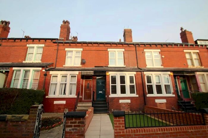 4 Bedroom Terraced House To Rent In Mexborough Drive, Chapeltown, LS7
