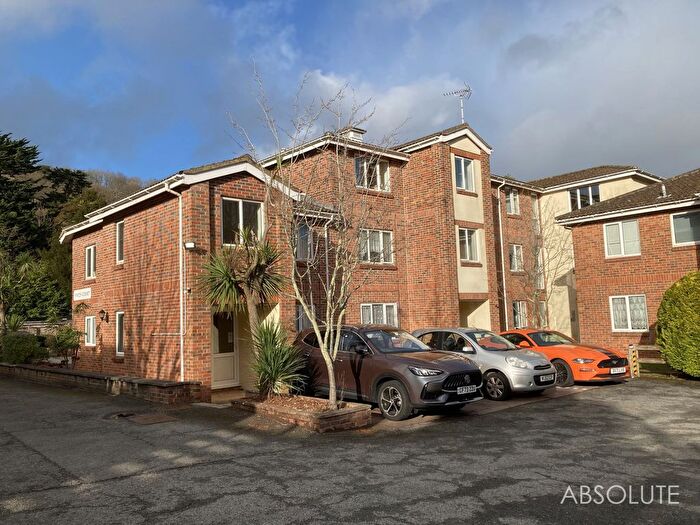 1 Bedroom Flat For Sale In Totnes Road, Hayes Court Totnes Road, TQ3