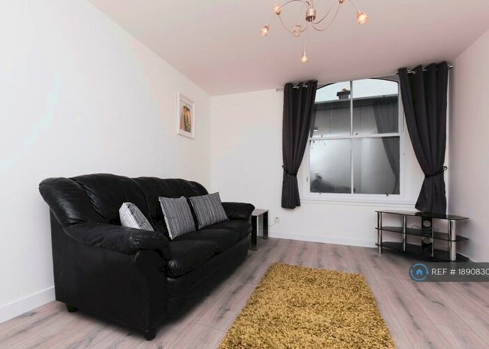 1 Bedroom Flat To Rent In Trinity Quay, Aberdeen, AB11