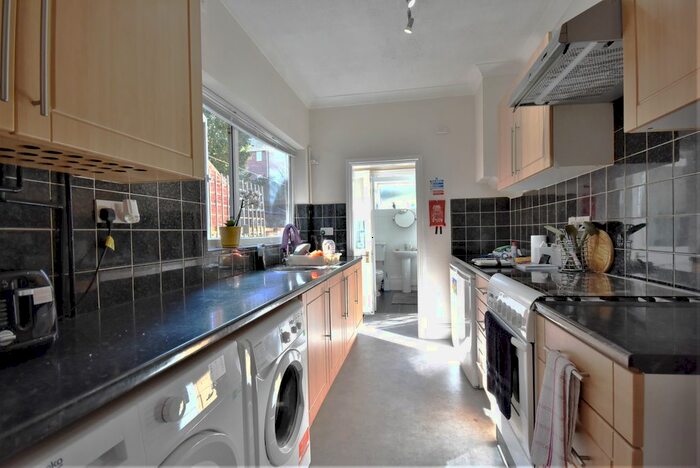 4 Bedroom Terraced House To Rent In Northfield Road, Coventry, CV1
