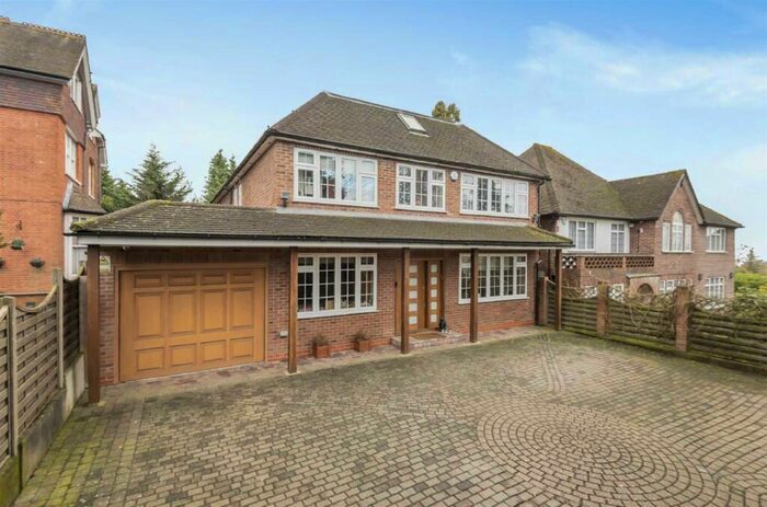 5 Bedroom Detached House To Rent In Marsh Lane, Mill Hill, NW7