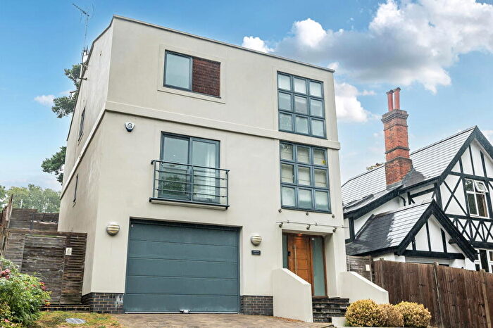 5 Bedroom Detached House For Sale In Woodlands Road, Bromley, BR1