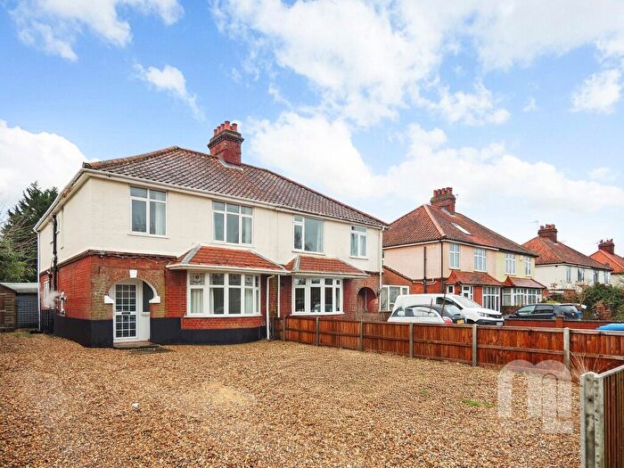 4 Bedroom Semi Detached House To Rent In Earlham Green Lane, Norwich, Norfolk, NR5