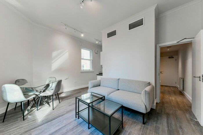 1 Bedroom Flat To Rent In Earl's Court Road, London, SW5