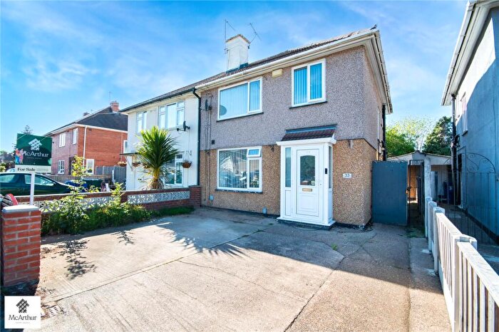 3 Bedroom Semi-Detached House For Sale In Shackleton Road, Doncaster, South Yorkshire, DN2