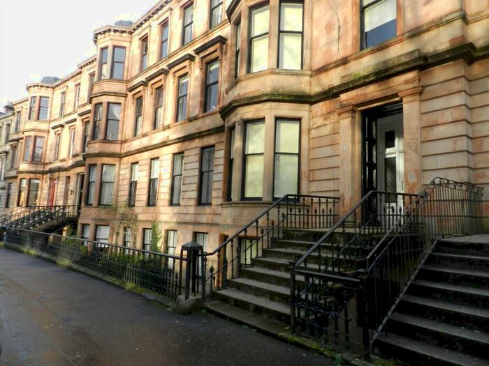 Studio To Rent In Room Queens Drive, Glasgow, G42
