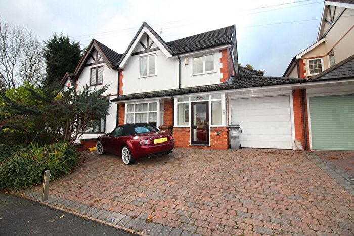 4 Bedroom Semi-Detached House To Rent In Stratford Road, Shirley, Solihull, B90