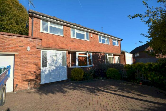 3 Bedroom Semi-Detached House To Rent In Sheepfold Lane, Amersham, HP7