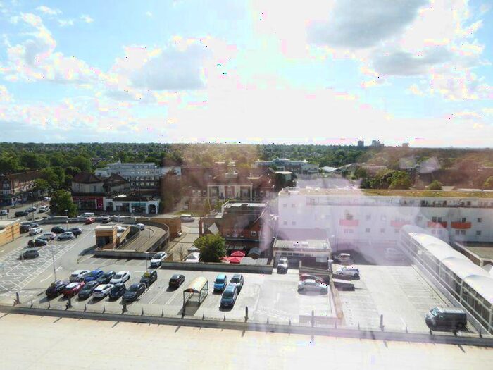 2 Bedroom Apartment To Rent In Clarendon Road, Wallington, SM6