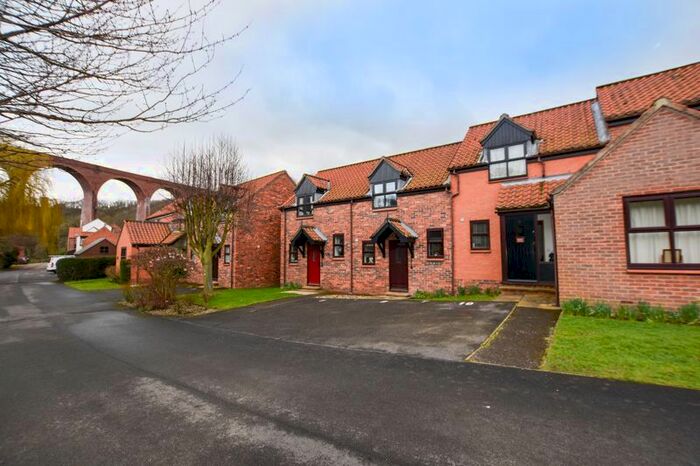 2 Bedroom Terraced House For Sale In Larpool Lane, Whitby, YO22