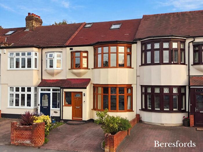 4 Bedroom Terraced House For Sale In Carlton Road, Gidea Park, RM2