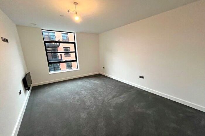 2 Bedroom Flat To Rent In Price Street, Birmingham, B4