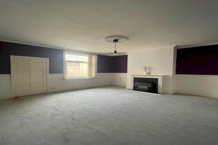 2 Bedroom Property To Rent In Prestwich Street, Burnley, BB11
