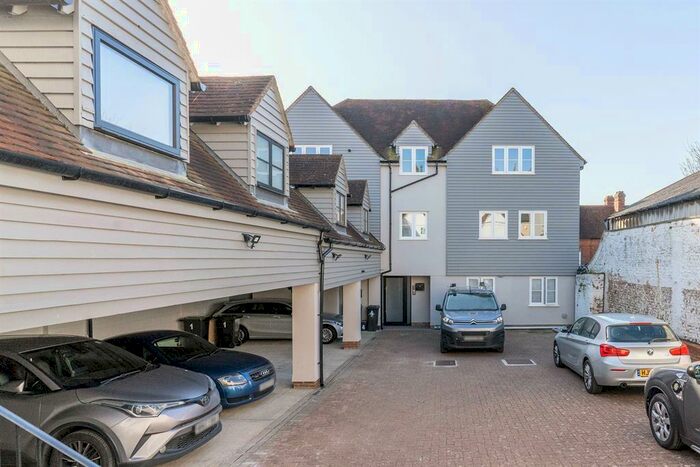 2 Bedroom Flat To Rent In Ashcroft Yard, Ashcroft Court, Church Street, Saffron Walden, Essex, CB10