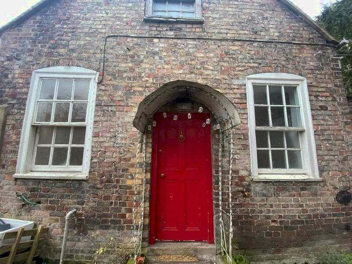 2 Bedroom Cottage To Rent In The Green, Frampton On Severn, GL2