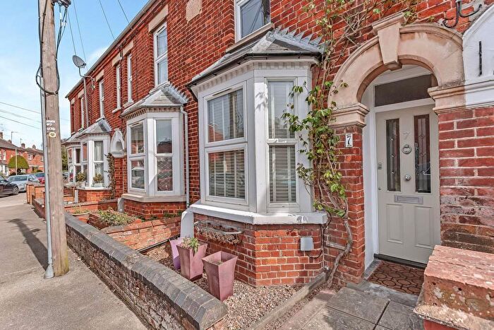 3 Bedroom Terraced House To Rent In Cowper Street, Olney, MK46