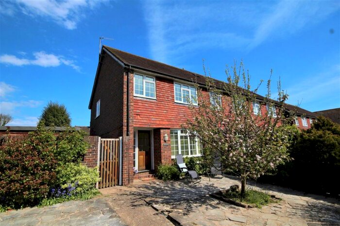 3 Bedroom End Of Terrace House To Rent In Horsham Road, Findon, Findon, West Sussex, BN14