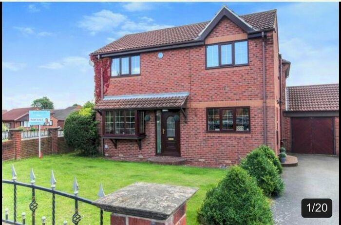 4 Bedroom Detached House To Rent In Tabard Hamlet, Eggborough, Goole, DN14