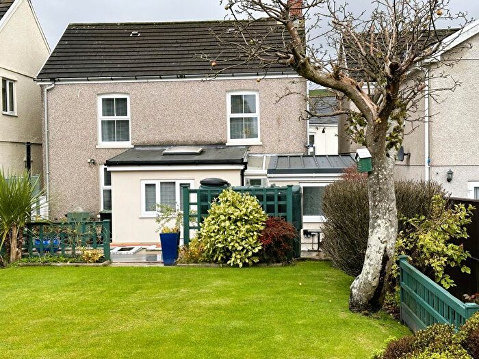 3 Bedroom Detached House For Sale In New Road, Ystradowen, Swansea., SA9