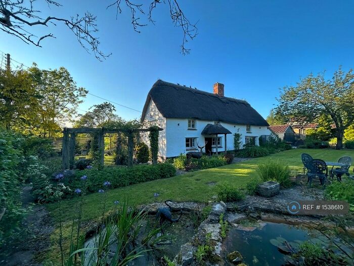 3 Bedroom Detached House To Rent In The Old Thatch, Parbrook, Glastonbury, BA6