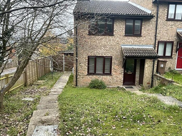 2 Bedroom Semi-Detached House To Rent In Raleigh Close, Walderslade, Chatham, ME5