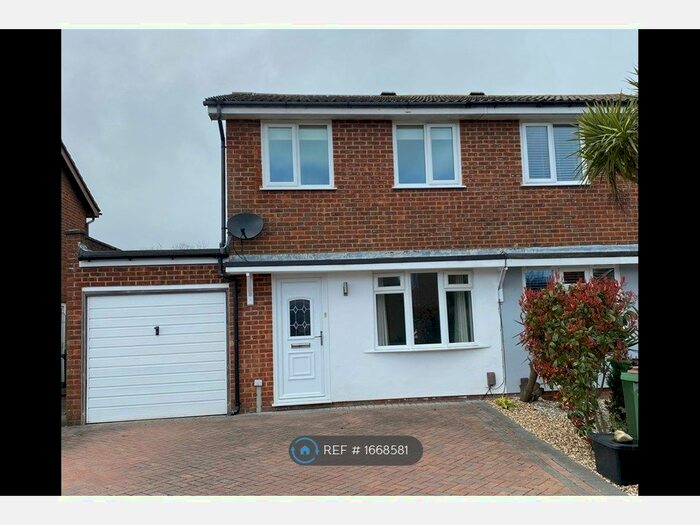 2 Bedroom Semi-Detached House To Rent In Wood Cottage Lane, Folkestone, CT19