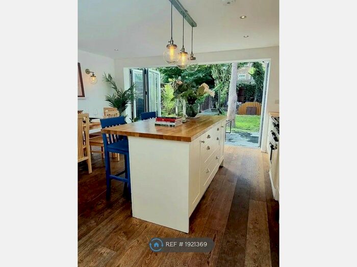 3 Bedroom Terraced House To Rent In Malpas Road, London, SE4