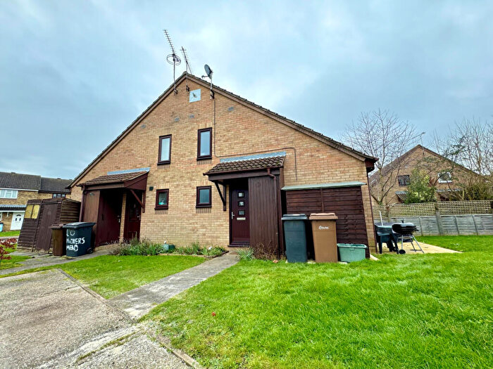 1 Bedroom Semi-Detached House To Rent In Bouchers Mead, Chelmsford, Essex, CM1