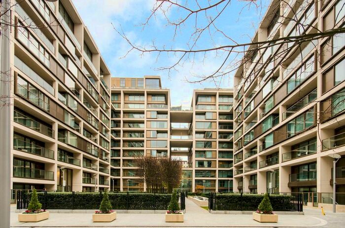 2 Bedroom Flat To Rent In Radnor Terrace, Kensington, London, W14