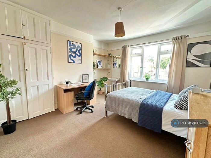 8 Bedroom End Of Terrace House To Rent In Thornton Hill, Exeter, EX4