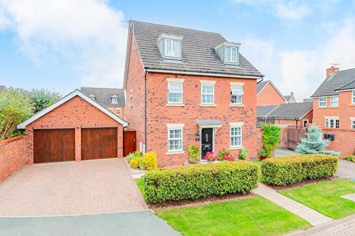 5 Bedroom Detached House For Sale In Heaton Way, Weston, Crewe, Cheshire, CW2