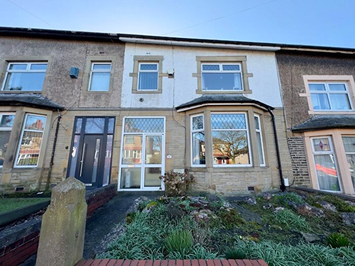 4 Bedroom Terraced House For Sale In Westbourne Avenue, Burnley, BB11