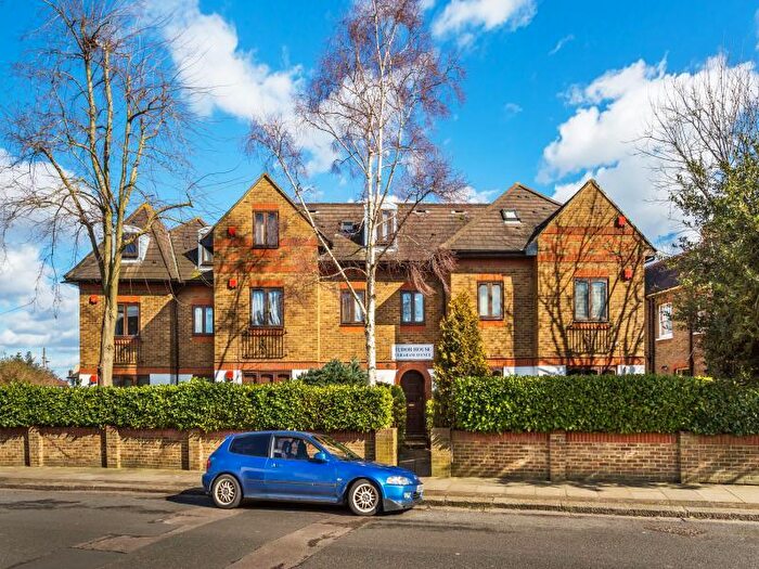 1 Bedroom Apartment To Rent In Graham Avenue, Mitcham, CR4