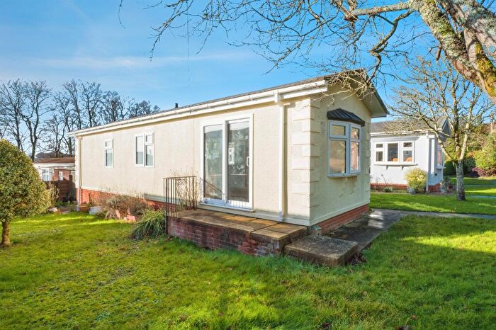 1 Bedroom Park Home For Sale In Olivers Battery Gardens, Winchester, SO22