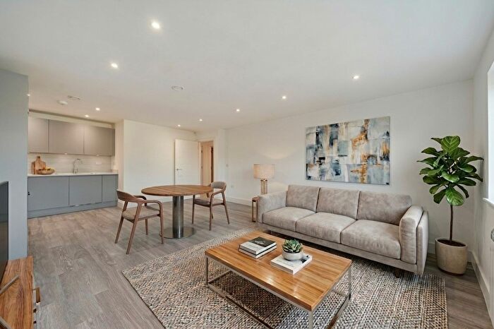 1 Bedroom Flat To Rent In Croydon Road, Beckenham, BR3