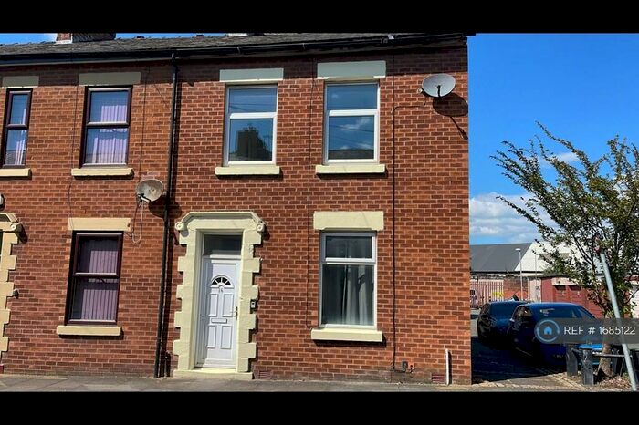 3 Bedroom End Of Terrace House To Rent In Salisbury Road, Preston, PR1