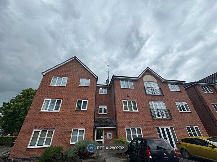 2 Bedroom Flat To Rent In Beeston, Nottingham, NG9