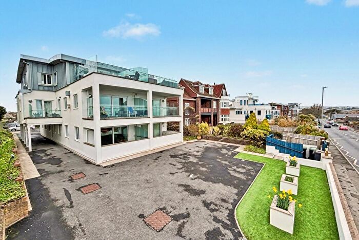 2 Bedroom Flat For Sale In Weymouth, DT4