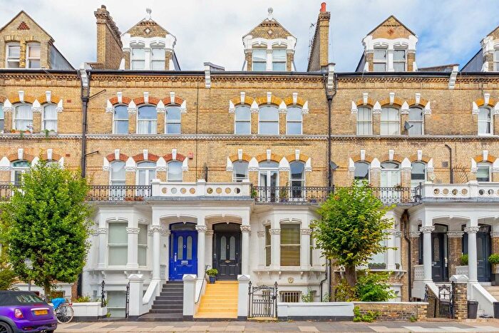 6 Bedroom Property For Sale In Gunterstone Road, West Kensington, W14