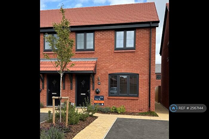 3 Bedroom Semi-Detached House To Rent In Burdock Way, Daventry, NN11