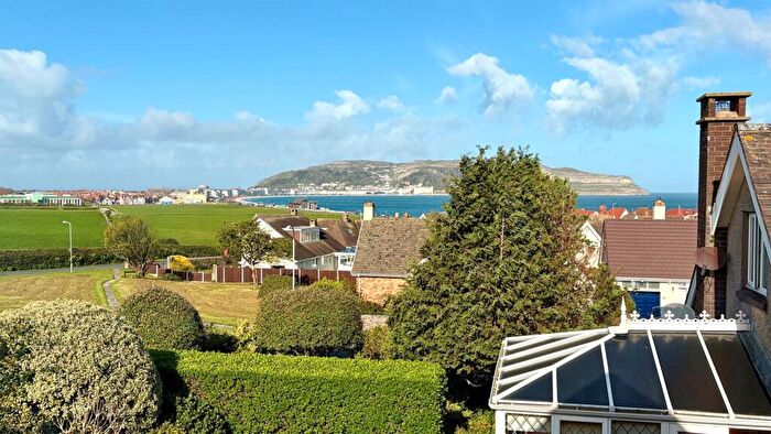 3 Bedroom Detached Bungalow For Sale In Aber Place, Llandudno, LL30